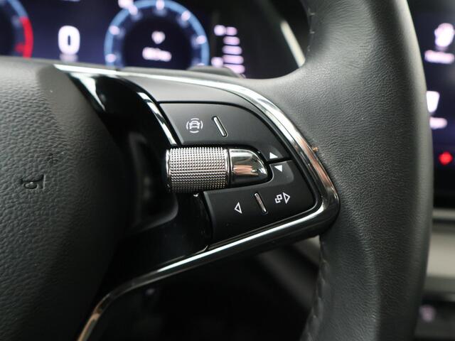 Skoda OCTAVIA Combi 1.0 e-TSI Ambition | 110 PK | Automaat | Trekhaak wegklapbaar | Navigatiesysteem |