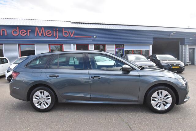 Skoda OCTAVIA Combi 1.0 TSI Business Edition , TREKHAAK , VIRTUAL COCKPIT , V STOEL VERW , PDC V+A , LED KOPL ,