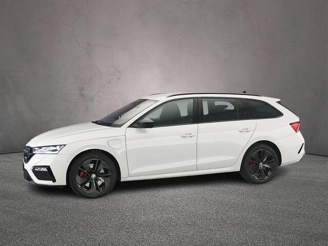 Skoda OCTAVIA Combi RS iV Business 1.4 TSI PHEV 245pk DSG Automaat Adaptive cruise control, CANTON audio, Achteruitrijcamera, Elektrische achterklep, Navigatie