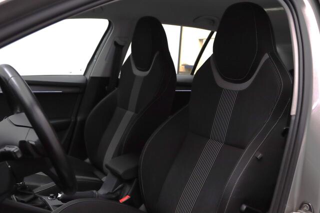 Skoda OCTAVIA Combi 1.5 TSI 150 PK Automaat Greentech Style Business, Carplay, Cruise Control, Stoelverwarming