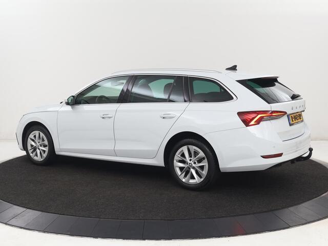 Skoda OCTAVIA 1.5 e-TSI Business Edition | Stoelverwarming | Trekhaak | Camera | Carplay | Sfeerverlichting | Memory | Navigatie | Full LED | Digital Cockpit | Side Assist | Climate control | Cruise control
