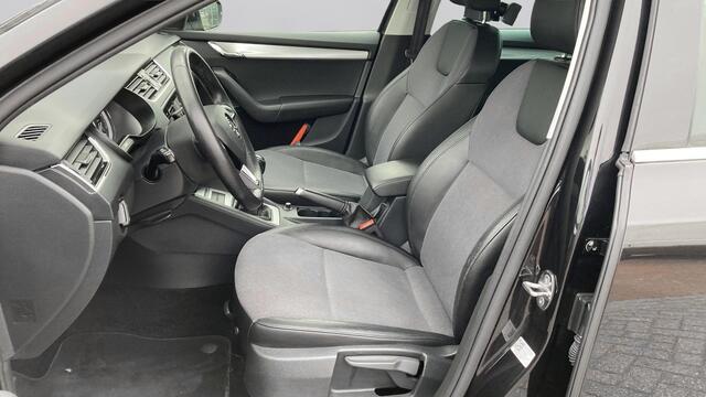 Skoda OCTAVIA Combi 1.0 TSI 115pk Greentech Business Edition Navigatie Carplay Pdc Cruise 248