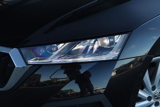 Skoda OCTAVIA Combi 1.4 TSI iV PHEV Business Edition | ACC | Camera | 18 Inch |