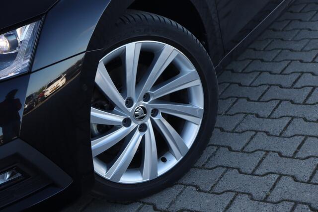Skoda OCTAVIA Combi 1.4 TSI iV PHEV Business Edition | ACC | Camera | 18 Inch |