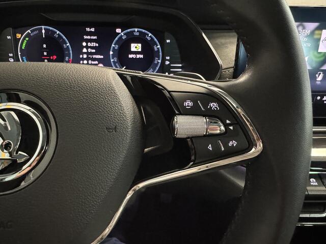Skoda OCTAVIA Combi 1.4 TSI iV PHEV Memory/ACC/Trekhaak/Head-up/Carplay/Stoelverwarming