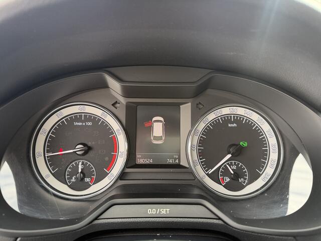 Skoda OCTAVIA Combi 1.5 TSI DSG Greentech Business Edition Carplay