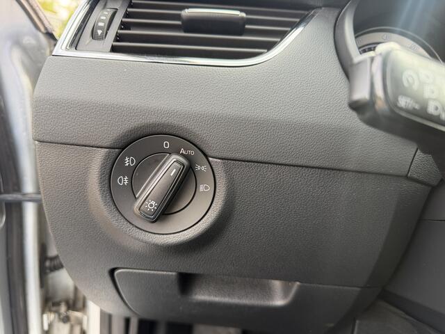 Skoda OCTAVIA Combi 1.5 TSI DSG Greentech Business Edition Carplay