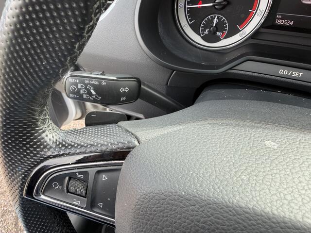 Skoda OCTAVIA Combi 1.5 TSI DSG Greentech Business Edition Carplay