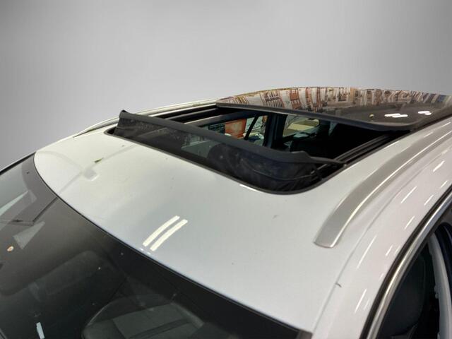 Skoda OCTAVIA 1.4 TSI 204pk DSG iV PHEV · Camera · Panoramadak · Wegklapbare Trekhaak · Apple/Android Car Play · 17'' Inch ·