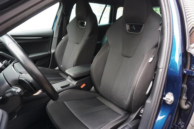 Skoda OCTAVIA Combi 1.0 e-TSI Sport Business/Trekhaak/Digitaal Dashb./ Stuur en stoelverwarming.