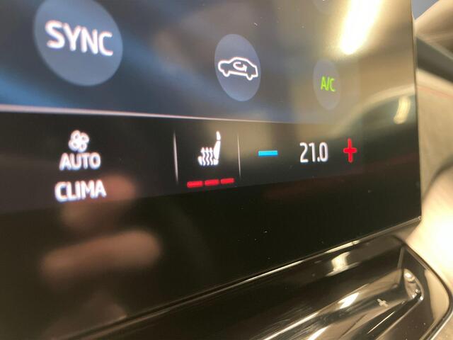 Skoda OCTAVIA 1.4TSI 180kW/245PK iV PHEV RS · Navigatie · Canton Audio · Apple/Android Car Play · Leder/Alcantara ·