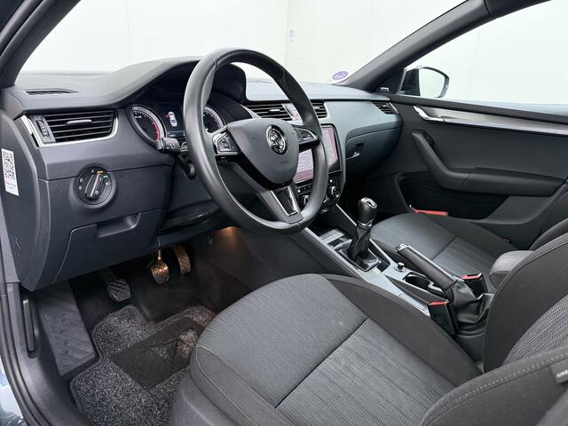 Skoda OCTAVIA 1.5TSI 150PK Trekhaak Panoramadak Navi Ecc Apple Carplay Android Auto Greentech Business Edition Plus Stoelverwarming Cruise Control Isofix Lmv DAB 1e Eigenaar Origineel Nederlandse Auto