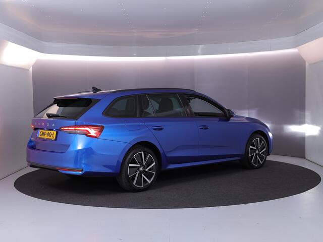 Skoda OCTAVIA Combi 1.5 TSI Business Edition Plus 115 pk | Verlengde garantie | Navigatie | Parkeersensoren | Achteruitrijcamera | Adaptieve cruise control | Keyless |