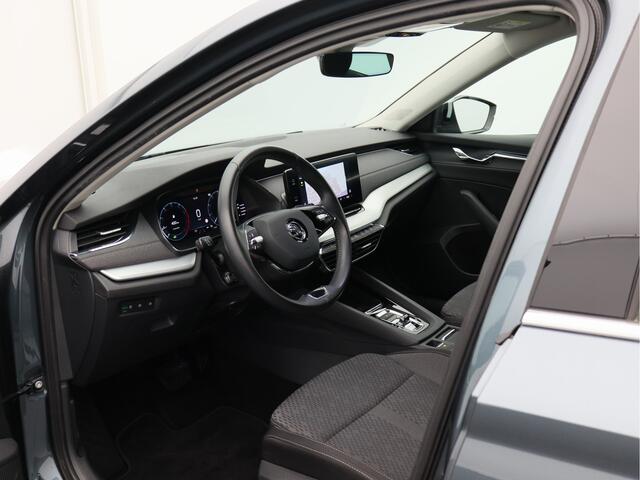 Skoda OCTAVIA Combi 1.0 e-TSI Business Edition Plus/ automaat/ trekhaak!