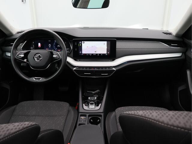 Skoda OCTAVIA Combi 1.0 e-TSI Business Edition Plus/ automaat/ compleet!
