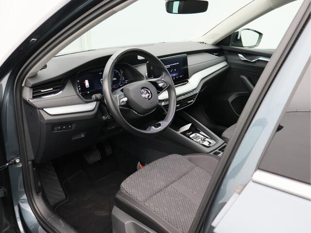 Skoda OCTAVIA Combi 1.0 e-TSI Business Edition Plus/ automaat/ compleet!