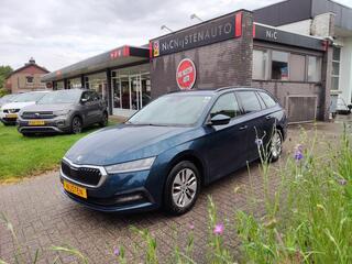 skoda-octavia-combi-1.0-e-tsi-hybr-