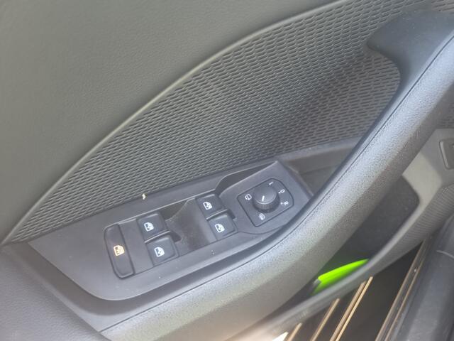 Skoda OCTAVIA Combi 1.0 eTSI Bns Edition Nap NL