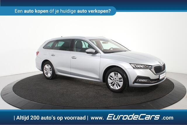 Skoda OCTAVIA Combi 1.0 e-TSI Ambition DSG *1ste eigenaar*Navigatie*Stoelverwarming*Trekhaak*