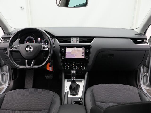 Skoda OCTAVIA Combi 1.5 TSI Greentech Business Edition/ automaat/ trekhaak!