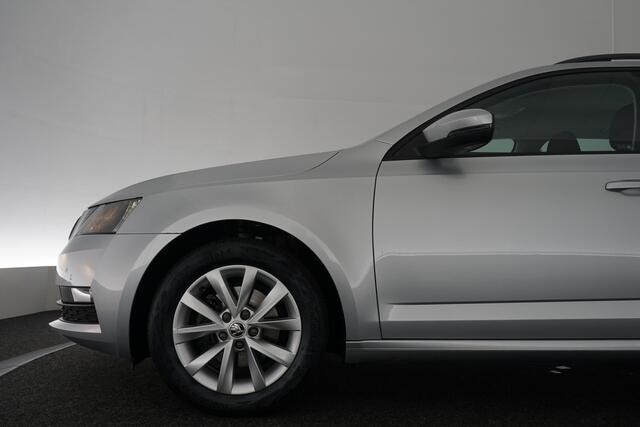 Skoda OCTAVIA Combi 1.0 TSI Greentech Ambition Business