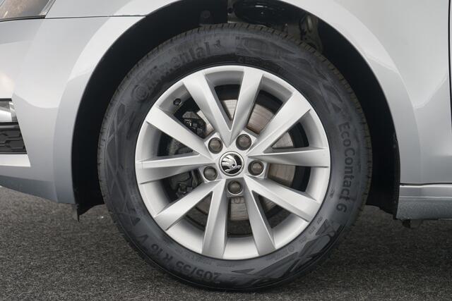 Skoda OCTAVIA Combi 1.0 TSI Greentech Ambition Business