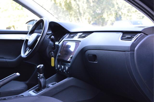 Skoda OCTAVIA Combi 1.0 TSI Greentech Business Edition LED | CLIMA | NAVI | PDC | ADAP. CRUISE | ENZ