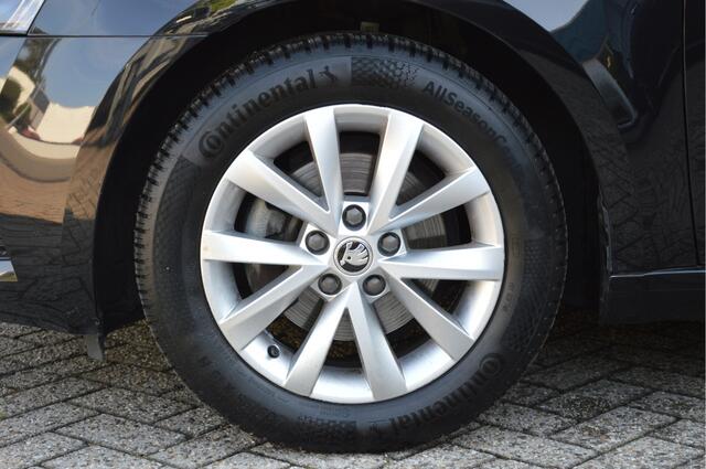 Skoda OCTAVIA Combi 1.0 TSI Greentech Business Edition LED | CLIMA | NAVI | PDC | ADAP. CRUISE | ENZ