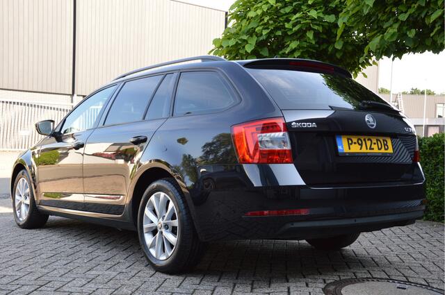 Skoda OCTAVIA Combi 1.0 TSI Greentech Business Edition LED | CLIMA | NAVI | PDC | ADAP. CRUISE | ENZ