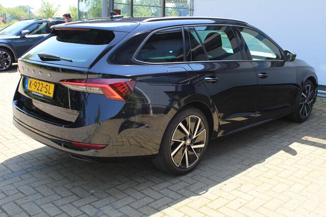 Skoda OCTAVIA Combi 1.0 TSI Sport Business | Incl. 12 maanden Garantie | Cruise controle | Climate controle | Parkeersensoren achter | Keyless entry/start | Navigatie | Elektrische kofferbakklep | Apple CarPlay/Android Auto | Sfeerverlichting | Origineel NL Auto | NAP 