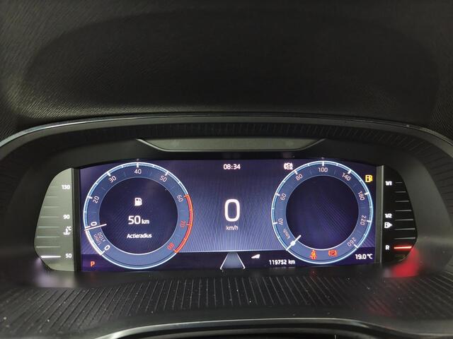 Skoda OCTAVIA Combi 1.0 e-TSI Business Edition | Panoramadak | Stoelverwarming | Achteruitrijcamera | Navigatie |