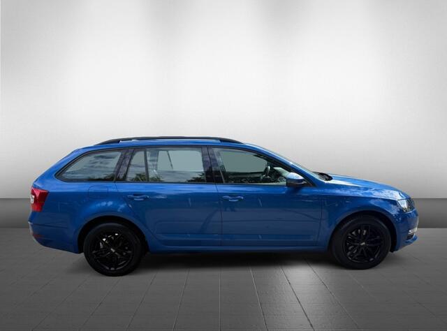 Skoda OCTAVIA Combi Apple carplay trekhaak