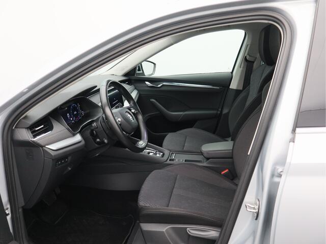 Skoda OCTAVIA Combi 1.5 e-TSI Business Edition Plus/ afneembare trekhaak!