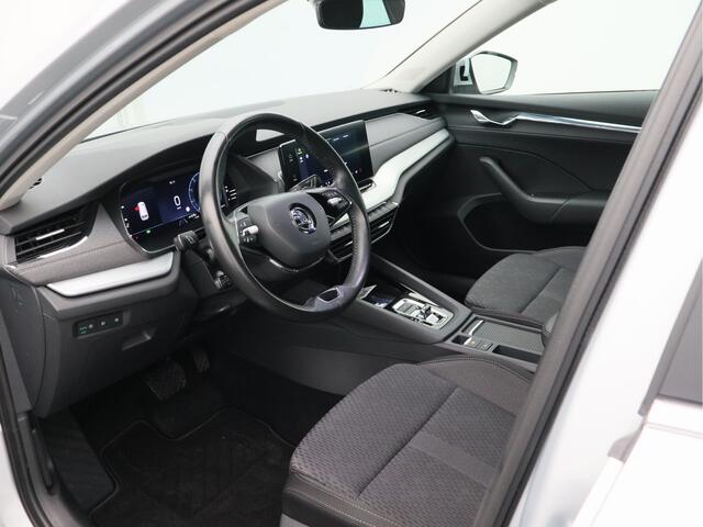Skoda OCTAVIA Combi 1.5 e-TSI Business Edition Plus/ afneembare trekhaak!