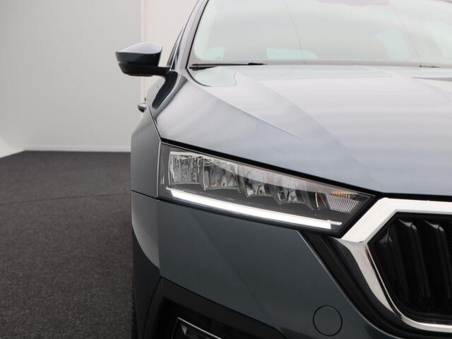 Skoda OCTAVIA Combi 1.0 TSi 110 Pk Business Edition | Cruise Control | Parkeersensoren | Climatronic | Navigatie | CarPlay | 18 Inch | 72.311 Km !!