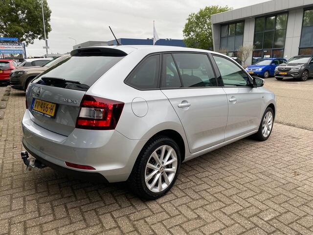 Skoda RAPID Spaceback 1.0 TSI 110pk Clever met Stoelv, Trekhaak en Climatron