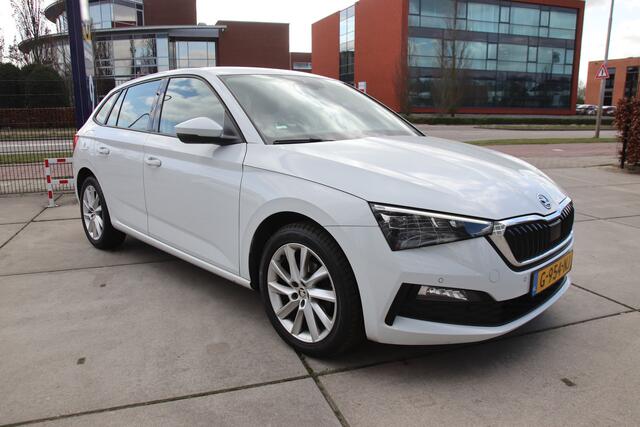 Skoda SCALA 1.0 TSI DSG Business Ed. Carplay, FULL LED, Stoelverw. Vol opties! Aanbieding!
