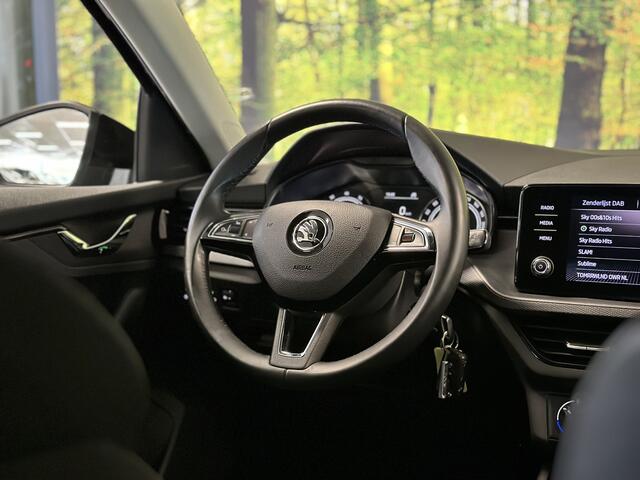 Skoda SCALA 1.0 TSI Ambition | Cruise Control | Parkeersensoren Achter | Apple Carplay/Android Auto | Lane Assist | DAB | Bluetooth | Stop&Go |