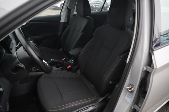 Skoda SCALA 1.0 TSI Ambition 116PK Carplay Android Navigatie Airco Cruise Lane Assist 17 inch LMV