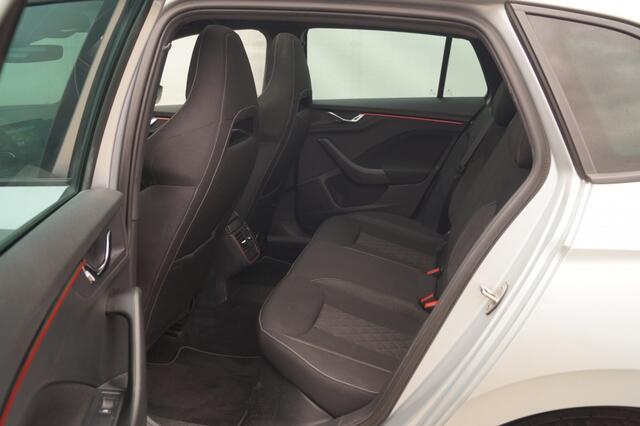 Skoda SCALA 1.5 TSI 150pk DSG Sport Business -PANO-NAVI-ECC-DIGI-