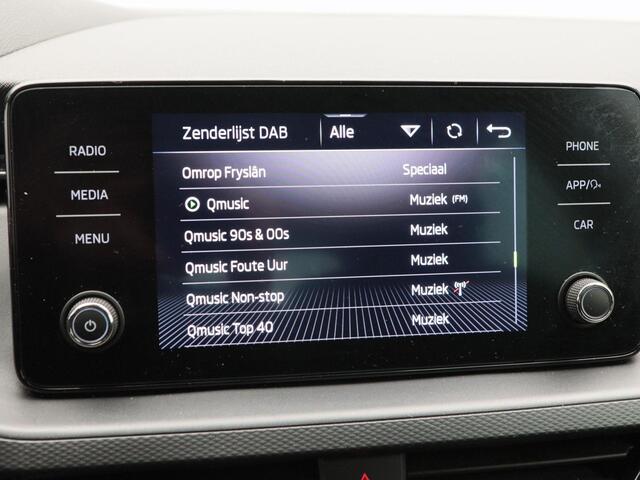 Skoda SCALA 1.0 TSi 115 Pk Ambition | Cruise Control | Airco | Parkeersensoren | Carplay | 16 Inch | 92.361 Km!!