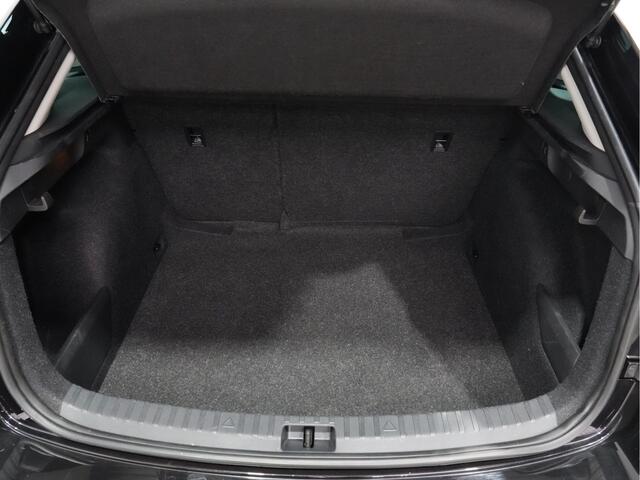 Skoda SCALA 1.0 TSI 110pk DSG Ambition Carplay/Android Cruise Airco Lm Velgen Lane/Frontass. 282