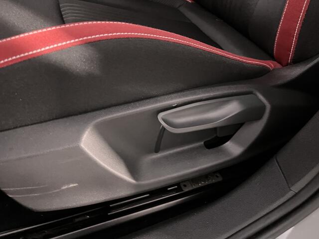 Skoda SCALA 1.5 TSI Monte Carlo / AUTOMAAT/ PANO/ 150 PK/ DIGITAL DASH/ CRUISE/ CLIMA/ STOELVERWARM/ NAVI/ SMARTLINK/ PARK. SENSOREN + CAMERA/ 17"LMV