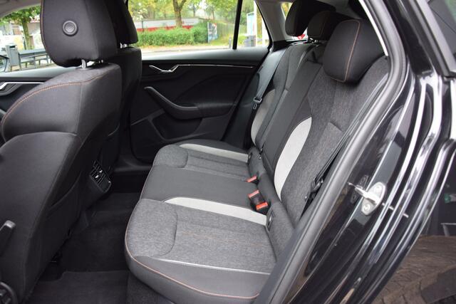 Skoda SCALA 1.0 TSI 116PK Business Edition DSG Automaat | BOVAG Garantie | Org. NL | Climatronic | Virtual Cockpit | Stoelverwarming | Navigatie | PDC Voor&Achter | Apple Carplay/Android Auto |