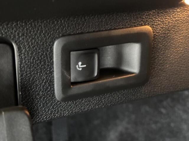 Skoda SCALA 1.0 TSI Automaat Style Trekhaak, Apple/Android