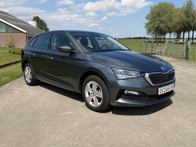 Skoda SCALA 1.0 TSI Ambition | CARPLAY | CLIMATE CONTROL | LM. VELGEN | P-HULP ACHTER | CRUISE CONTROL |