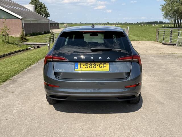 Skoda SCALA 1.0 TSI Ambition | CARPLAY | CLIMATE CONTROL | LM. VELGEN | P-HULP ACHTER | CRUISE CONTROL |