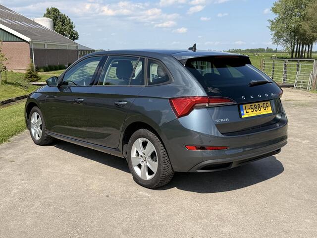 Skoda SCALA 1.0 TSI Ambition | CARPLAY | CLIMATE CONTROL | LM. VELGEN | P-HULP ACHTER | CRUISE CONTROL |