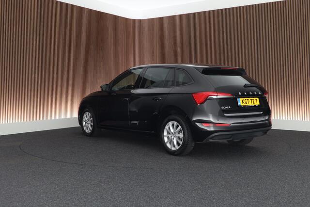 Skoda SCALA 1.0 TSI 110pk H6 Sport Business Panoramadak Camera Stoelverwarming LED Carplay