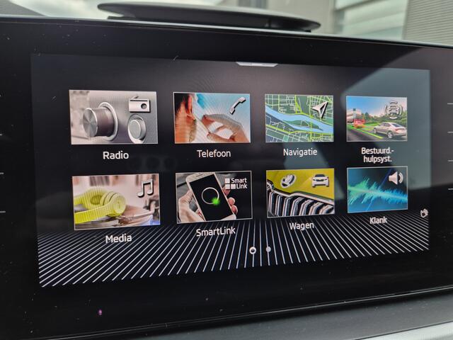 Skoda SCALA 1.0 TSI Ambition dsg virtual cockpit 18 inch 110pk nl auto